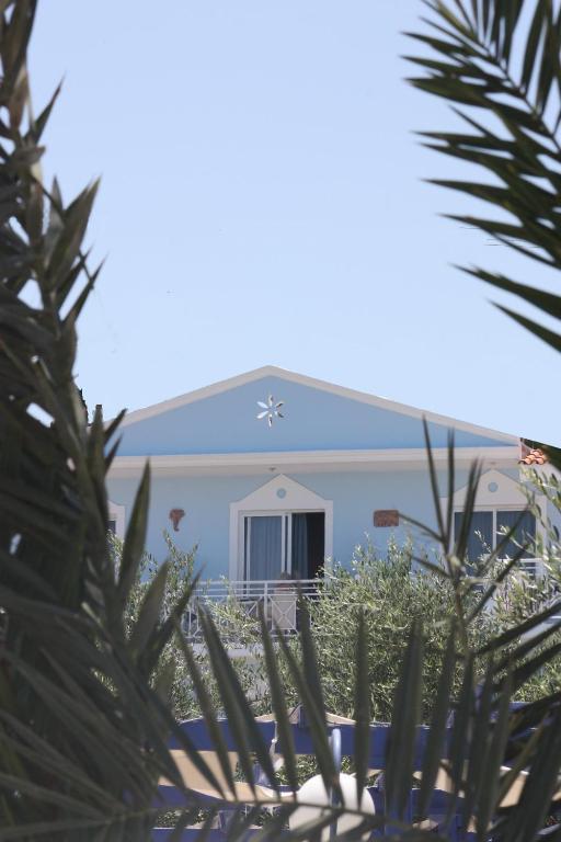 Aparthotel Filoxenia &