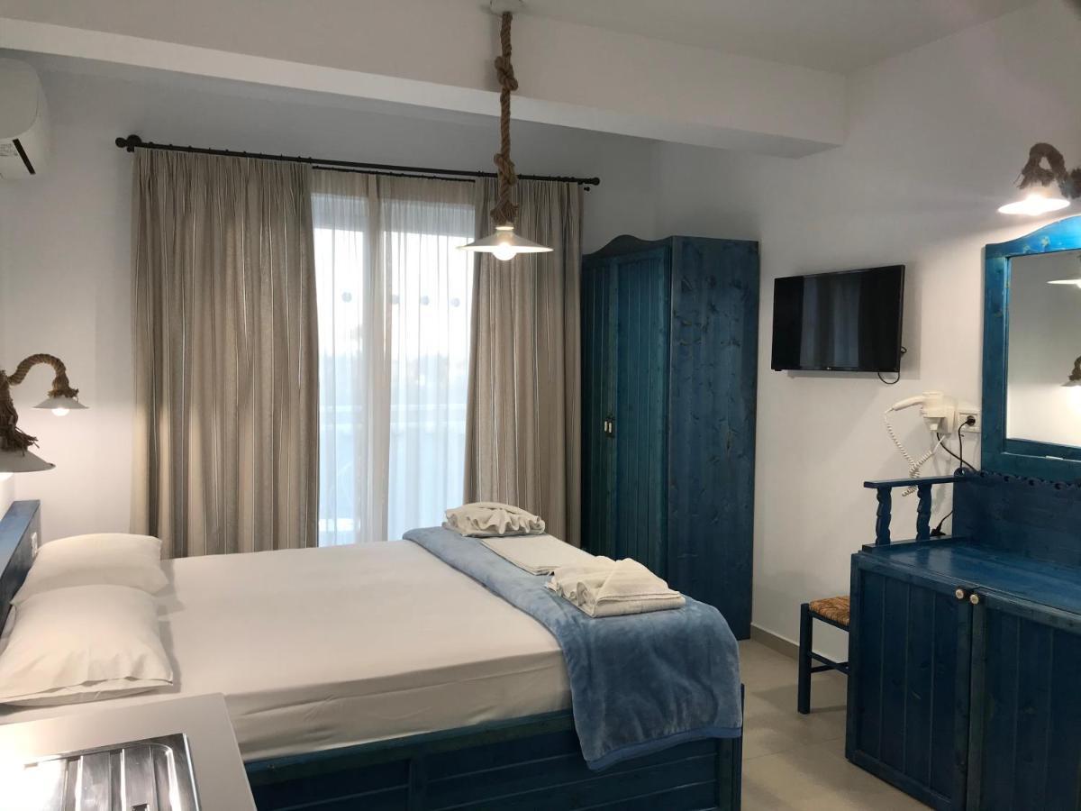 Filoxenia & Aparthotel 3*
